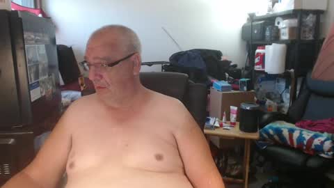 Snapshot of usgoober chatting on 07.28.26 Eric online show from 07.28.26