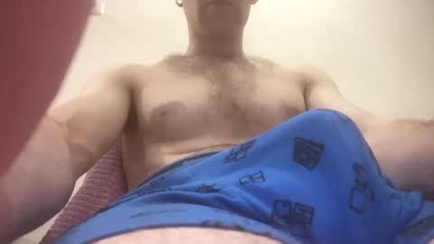 Snapshot of uverinc chatting on 02.11.25 Uverinc online show from 02.11.25