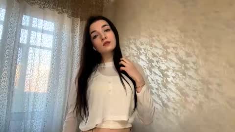 Snapshot of uwun_pinksi chatting on 02.27.26 Lisi online show from 02.27.26