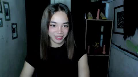 Ahn Chiyo online show from 10.29.25