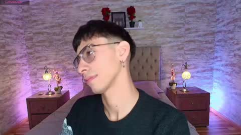 Snapshot of uyukie chatting on 05.05.26 UYUKIE online show from 05.05.26