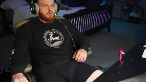 v_for_veng online show from 12.17.25