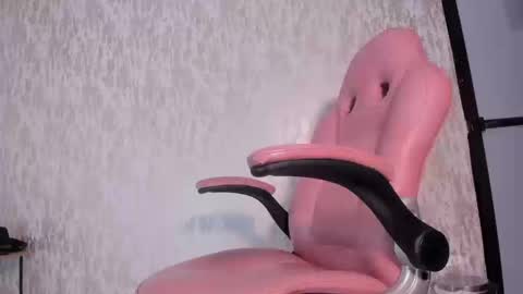        online show from 09.10.25