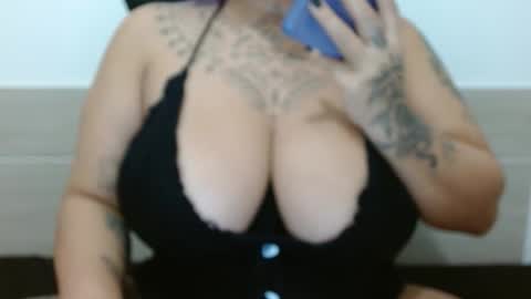 Vah Oliver online show from 10.24.25