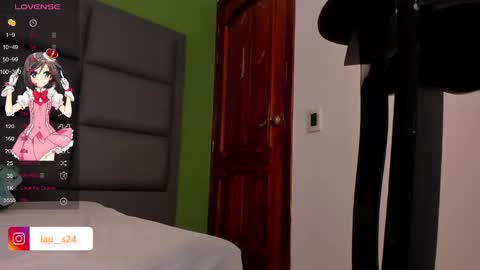 Snapshot of vain_sexualxx chatting on 01.19.25 luna online show from 01.19.25