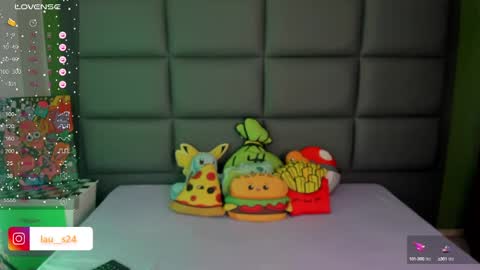 Snapshot of vain_sexualxx chatting on 02.24.25 luna online show from 02.24.25