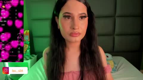 Snapshot of vain_sexualxx chatting on 02.27.25 luna online show from 02.27.25