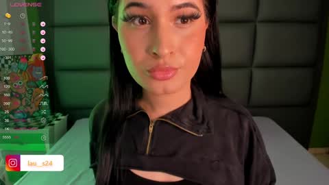 Snapshot of vain_sexualxx chatting on 03.03.25 luna online show from 03.03.25