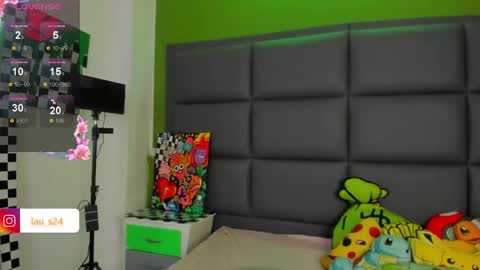 Snapshot of vain_sexualxx chatting on 10.19.25 luna online show from 10.19.25