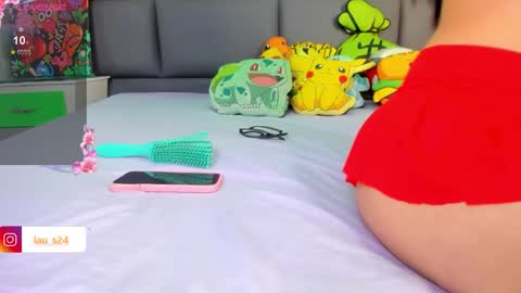 Snapshot of vain_sexualxx chatting on 10.28.25 luna online show from 10.28.25