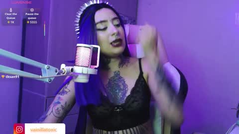 Snapshot of vainilla_l chatting on 12.05.25 Vainilla Independent model online show from 12.05.25