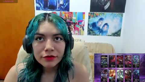 Snapshot of vaioletuwu chatting on 11.07.25 Vaiolet1314 online show from 11.07.25