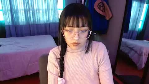 Snapshot of val_azuna chatting on 11.18.25 valentina online show from 11.18.25