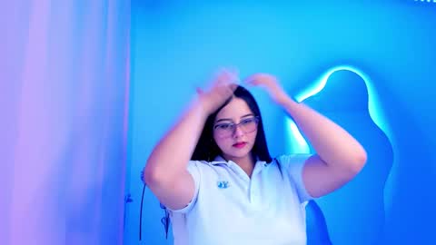 Valeria online show from 10.05.25