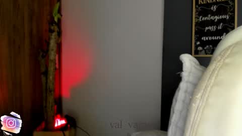 Snapshot of val_varago chatting on 03.03.26 val_varago online show from 03.03.26