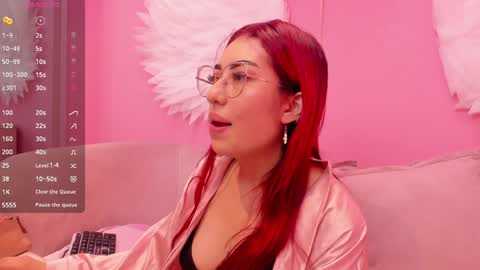 Snapshot of valcherry_ chatting on 02.03.25 Val online show from 02.03.25