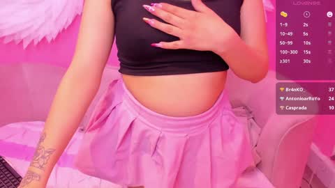 Snapshot of valcherry_ chatting on 02.05.25 Val online show from 02.05.25