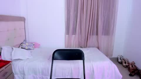 Snapshot of vale_kross chatting on 07.01.26 HI IM NEW online show from 07.01.26