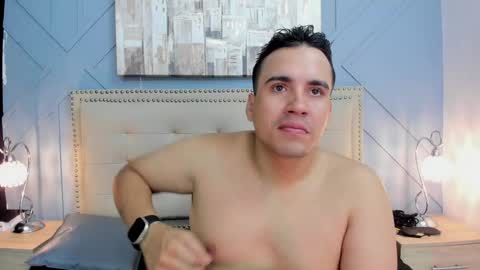 Snapshot of vale_n_matt chatting on 12.06.24 Samantha y Matt online show from 12.06.24