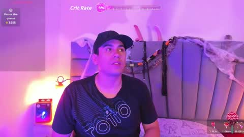 Snapshot of vale_n_matt chatting on 10.14.25 Samantha y Matt online show from 10.14.25