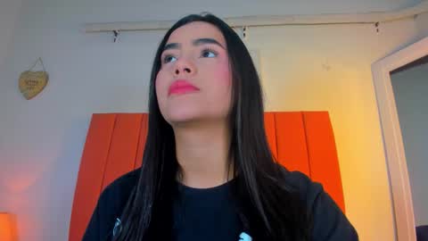 VALENTINA  3 online show from 12.18.25