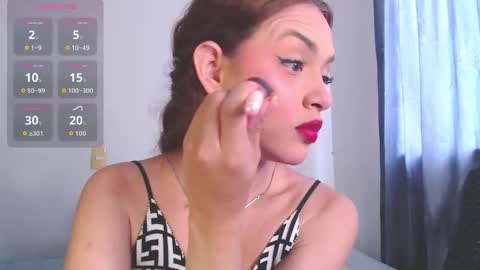 IG-valen mendoza99  twitter valenthompson99 online show from 11.25.25