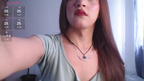 IG-valen mendoza99  twitter valenthompson99 online show from 05.14.26