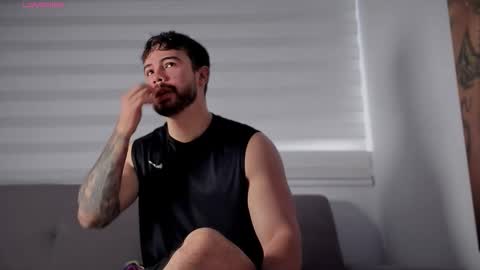 valenthinoking online show from 10.25.25