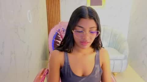 Snapshot of valentina_gomez_s chatting on 05.25.26 Valentina online show from 05.25.26