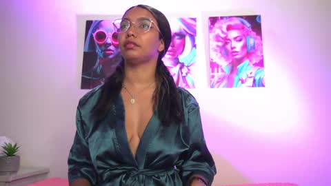 VALENTINA online show from 09.29.25