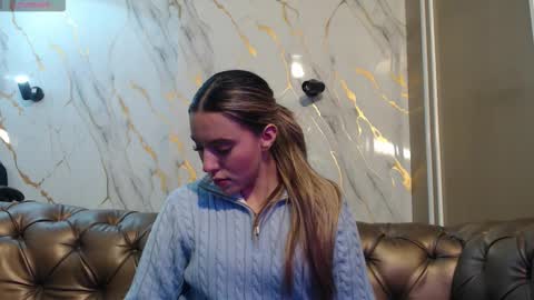 Valentina online show from 11.05.25