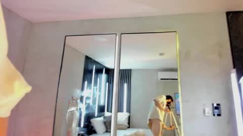 valentinaguerra1 online show from 11.07.25