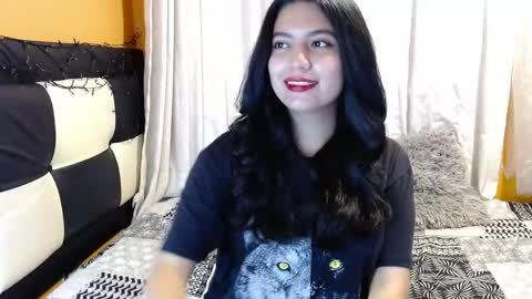 Snapshot of valentinasmith18 chatting on 05.03.26 valentinasmith18 online show from 05.03.26