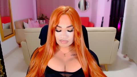 Snapshot of valentinaxqueen chatting on 01.25.25    online show from 01.25.25