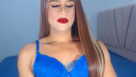 Snapshot of valentinaxxxdoll chatting on 12.05.25 VALENTINA online show from 12.05.25