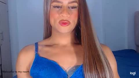 Snapshot of valentinaxxxdoll chatting on 05.11.26 VALENTINA online show from 05.11.26
