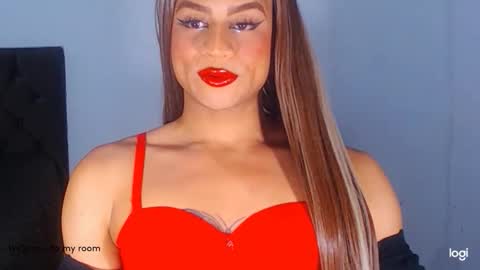 Snapshot of valentinaxxxdoll chatting on 05.24.26 VALENTINA online show from 05.24.26