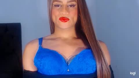 Snapshot of valentinaxxxdoll chatting on 05.24.26 VALENTINA online show from 05.24.26