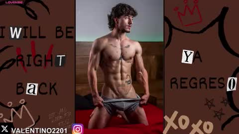 Snapshot of valentino2201 chatting on 11.22.25 valentino online show from 11.22.25