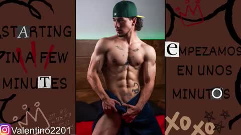 Snapshot of valentino2201 chatting on 12.16.25 valentino online show from 12.16.25