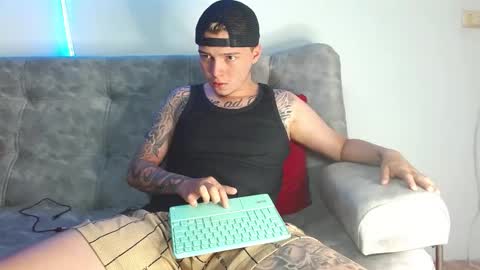 Snapshot of valentino_bel chatting on 12.02.25 Nick online show from 12.02.25