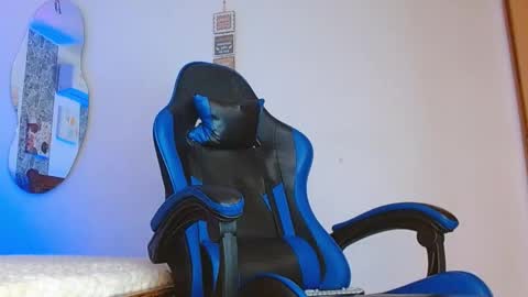 Mistery Guy online show from 10.30.25