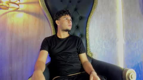 VALENTINO online show from 02.21.26