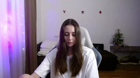 Snapshot of valents_cherry chatting on 01.03.25 Valentina online show from 01.03.25