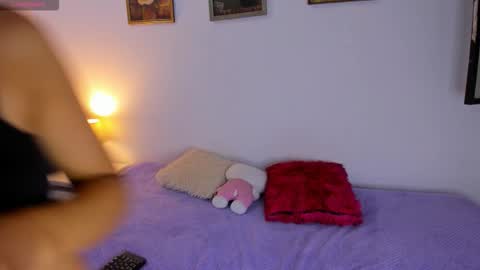 valeri_10 online show from 11.17.25