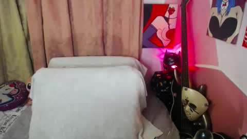 Snapshot of valeri_cove chatting on 11.21.25 Valeri Cove online show from 11.21.25