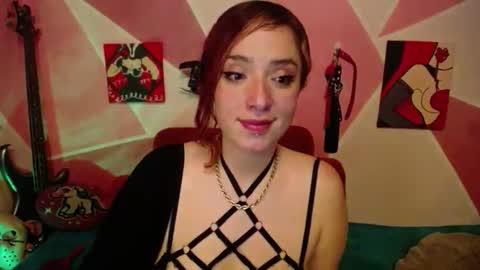 Snapshot of valeri_cove chatting on 05.29.26 Valeri Cove online show from 05.29.26