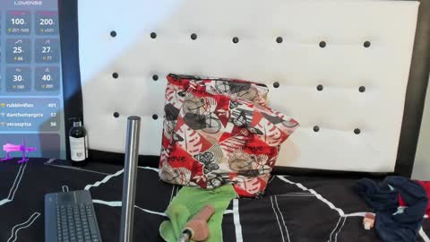 Valeria online show from 01.18.25