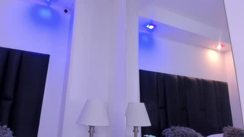 Snapshot of valeri_tafur chatting on 02.11.25 valeri_tafur online show from 02.11.25