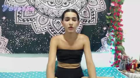 Snapshot of valeria032 chatting on 06.14.26 valeria online show from 06.14.26